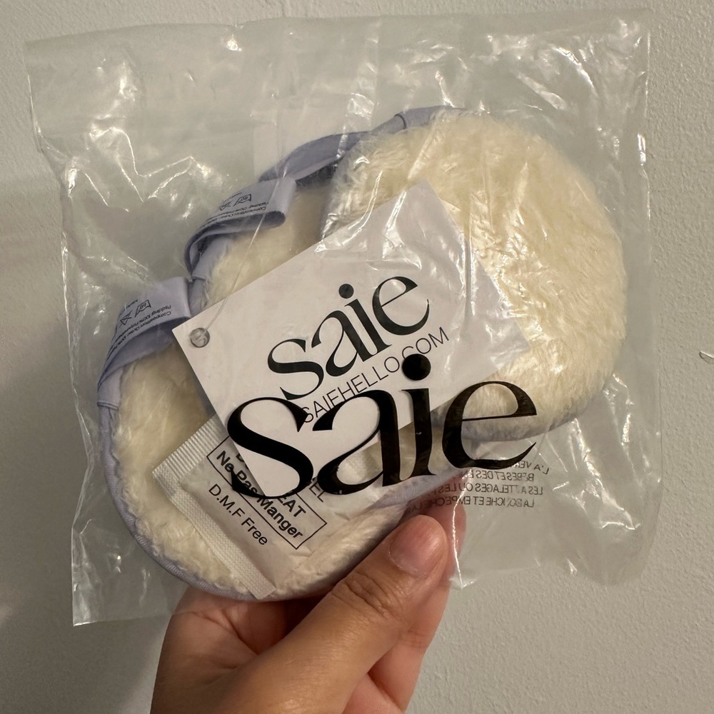 NWT. Saie Reusable Beauty Rounds Makeup Removing Pads, 3 Pack